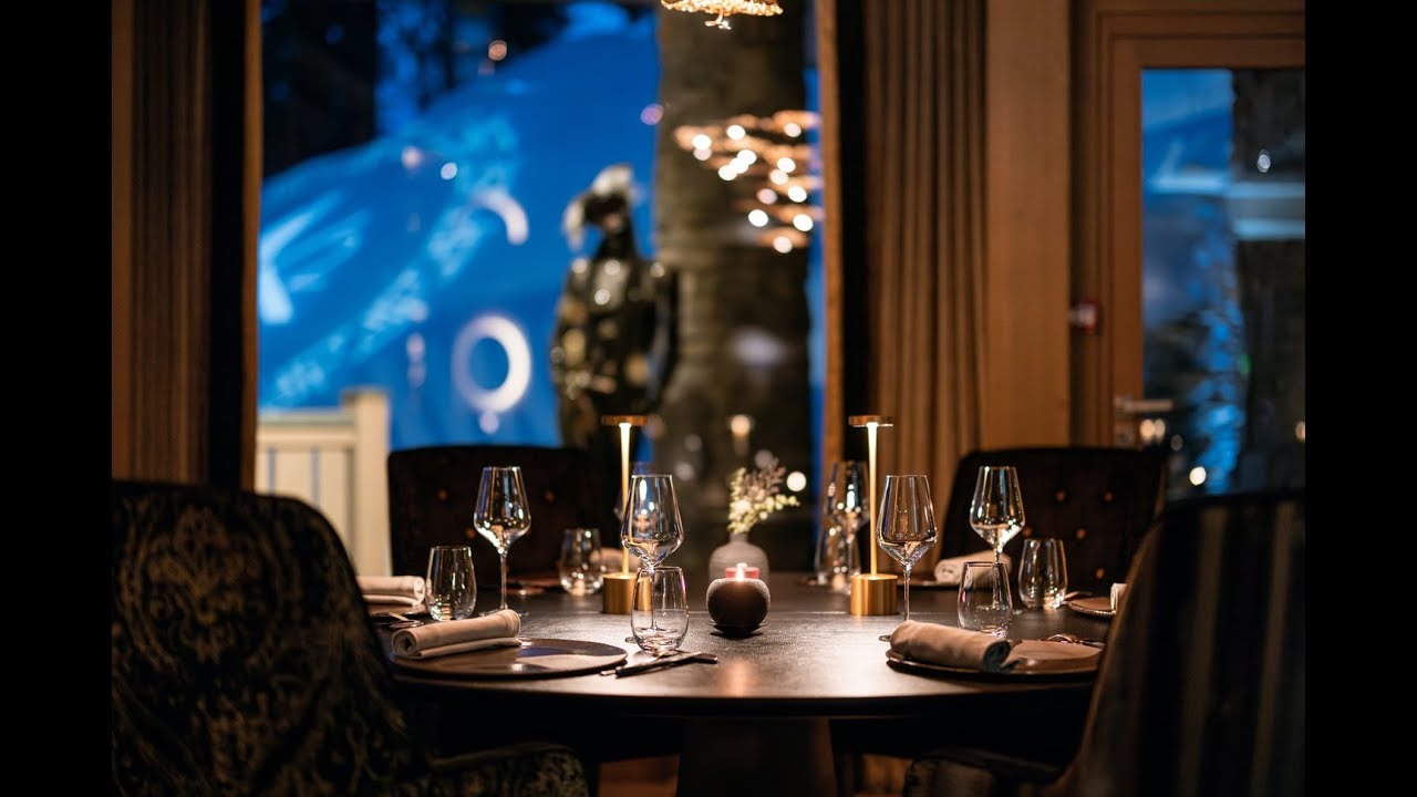 Cormidazenth diner voor restaurantgasten